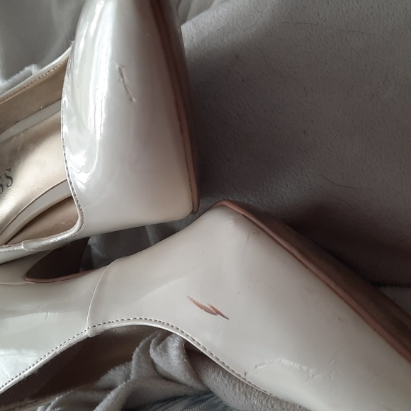 Guess cream pointer high heals pump - Picture 5 of 5